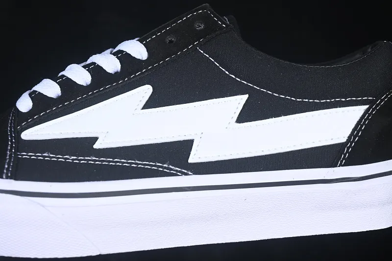 All categories Vans Vans series Vans Low Vans low-top Revenge x Storm Old Skool Lightning joint low-top casual sneakers black and white
